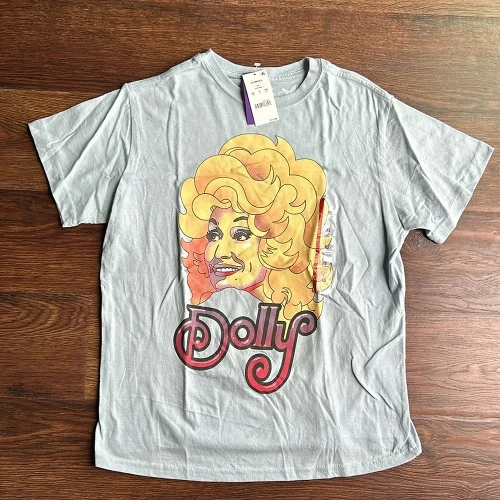 Nwt Dolly Parton TShirt  Dolly TShirt  Dollywood  Dolly Parton  Dolly